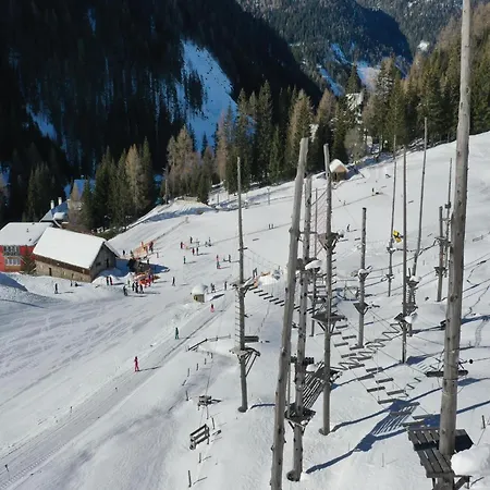 Carmaliva Villa *