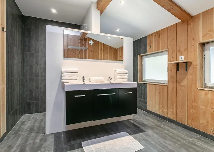 וילה Carmaliva *